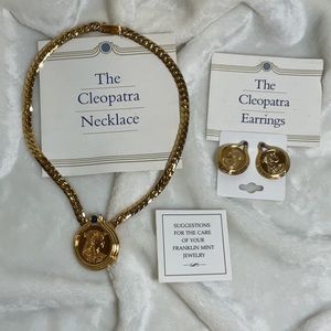 Cleopatra necklace and earring set by Franklin mint 1987 circa